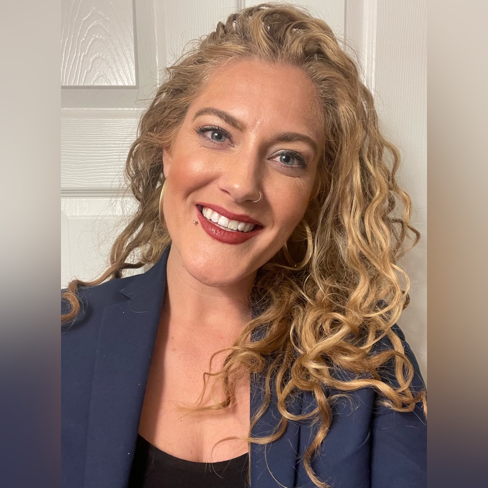 Meet your Posher, Olivia